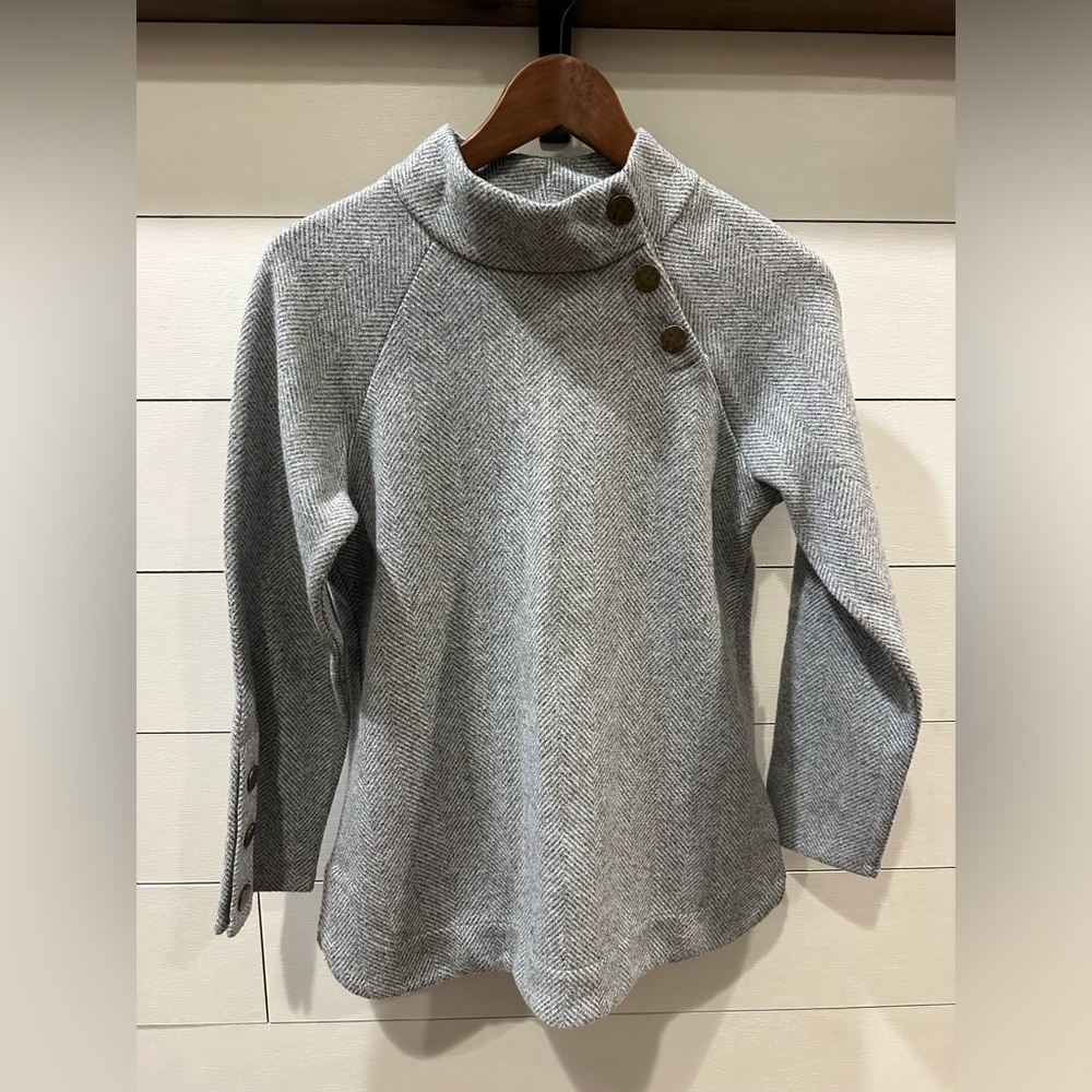 Soft Surroundings Gray Heathered Button-Detail Women's Sweater- size PS